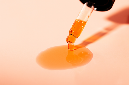 Tonifier et renforcer les peaux matures avec les Huiles Essentielles